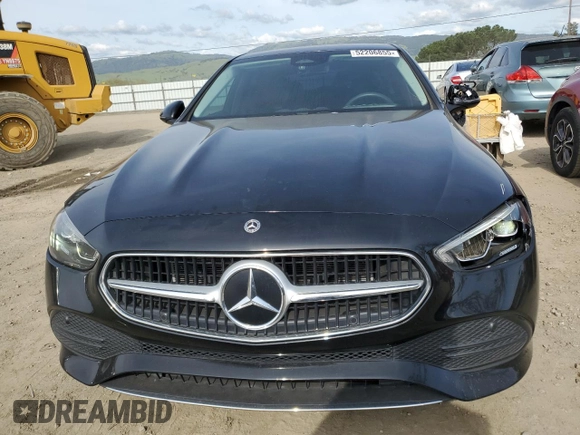 2023 Mercedes-Benz C 300 z VIN W1KAF4GB9PR127388, wystawiony jako Copart lot #52206855 z przebiegiem 40 693 mil mil oraz Szkoda całkowita • Salvage title. Historia ofert i sprzedaży dostępna na DreamBid. Obrazek 5.