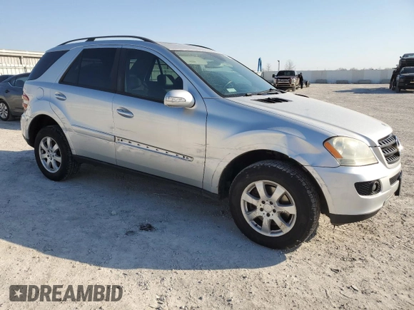 2006 Mercedes-Benz M 350 with VIN 4JGBB86E86A017230, listed as a Copart auction lot 45532555 with 118,830 mi miles and Salvage Title. Bid and sale history available at DreamBid. Image 4.