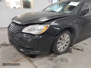 2014 Chrysler 200 LX with VIN 1C3CCBAB8EN205774, listed as a IAAI auction lot 40958847 with 156,077 mi miles. Bid and sale history available at carsss.com. Image 6.