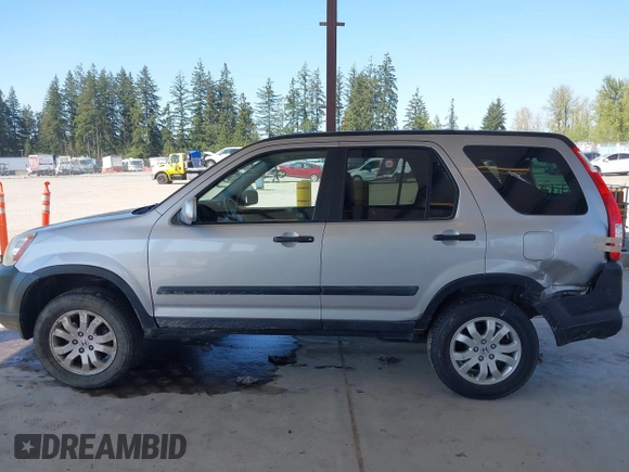 2005 Honda CR-V EX with VIN SHSRD788X5U323021, listed as a IAAI auction lot 42034641 with 154,206 mi miles. Bid and sale history available at carsss.com. Image 14.