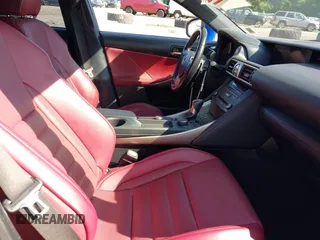 2019 Lexus IS 300 с VIN JTHC81D21K5038302, выставлен на аукционе IAAI как лот 42528118 с пробегом 55 199 миль миль и . История ставок и продаж доступна на DreamBid. Изображение 5.