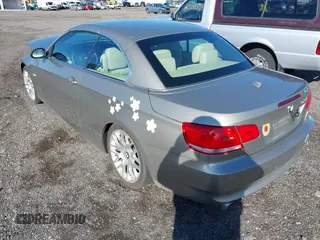 2008 BMW 3 Series 328i with VIN WBAWR33518P151390, listed as a IAAI auction lot 41862397 with 132,545 mi miles and . Bid and sale history available at carsss.com. Image 3.