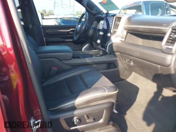 2021 Ram 1500 Limited z VIN 1C6SRFHT1MN682662, wystawiony jako IAAI lot #41134317 z przebiegiem 29 446 mil mil oraz . Historia ofert i sprzedaży dostępna na DreamBid. Obrazek 5.