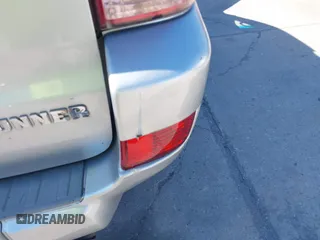 2005 Toyota 4Runner SR5 z VIN JTEZU14RX50048814, wystawiony jako IAAI lot #42042996 z przebiegiem 161 710 mil mil oraz . Historia ofert i sprzedaży dostępna na DreamBid. Obrazek 6.