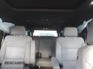 2021 Chevrolet Suburban Z71 с VIN 1GNSKDKD8MR135326, выставлен на аукционе Copart как лот 86894424 с пробегом 86 336 миль миль и Списание • Salvage title. История ставок и продаж доступна на DreamBid. Изображение 10.