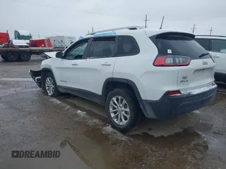 2021 Jeep Cherokee Latitude z VIN 1C4PJMCB8MD125181, wystawiony jako IAAI lot #41273576 z przebiegiem 47 550 mil mil oraz . Historia ofert i sprzedaży dostępna na DreamBid. Obrazek 3.
