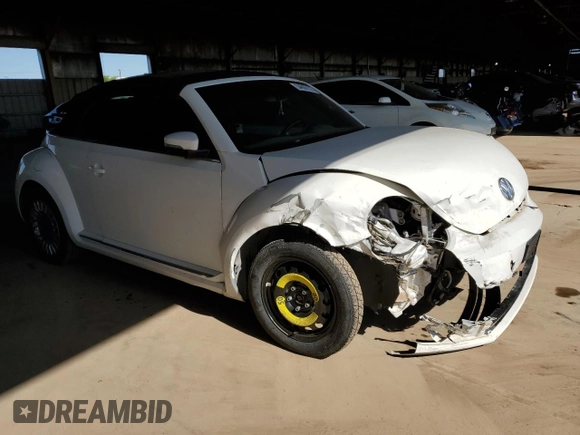 2013 Volkswagen Beetle 2.5L with VIN 3VW5P7AT2DM811768, listed as a Copart auction lot 54609125 with 60,505 mi miles and Salvage Title. Bid and sale history available at DreamBid. Image 4.