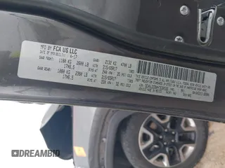 2017 Jeep Compass Trailhawk with VIN 3C4NJDDBXHT630533, listed as a IAAI auction lot 41668105 with 37,036 mi miles and . Bid and sale history available at DreamBid. Image 9.