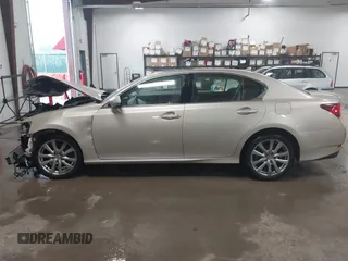 2013 Lexus GS 350 z VIN JTHCE1BL3D5003526, wystawiony jako IAAI lot #42410101 z przebiegiem 88 814 mil mil oraz . Historia ofert i sprzedaży dostępna na DreamBid. Obrazek 15.