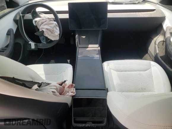 2025 Tesla Model 3 Long Range with VIN 5YJ3E1EB6SF923974, listed as a Copart auction lot 57059495 with 9,108 mi miles and Salvage title. Bid and sale history available at DreamBid. Image 8.