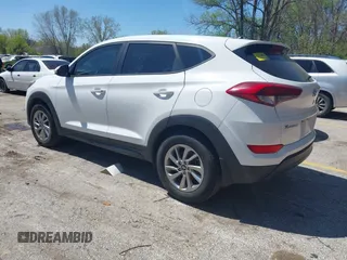 2018 Hyundai Tucson SE with VIN KM8J23A47JU820356, listed as a IAAI auction lot 42016418 with 110,138 mi miles. Bid and sale history available at carsss.com. Image 3.