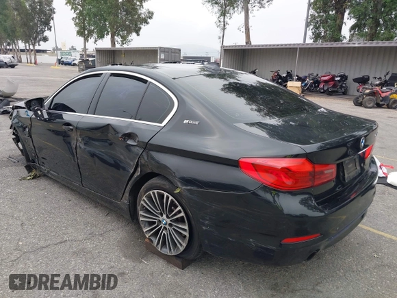 2019 BMW 5 Series 530e с VIN WBAJA9C56KB399028, выставлен на аукционе IAAI как лот 42068202 с пробегом 124 068 миль миль и . История ставок и продаж доступна на DreamBid. Изображение 3.