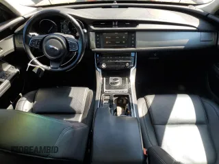 2017 Jaguar XF 35t Premium with VIN SAJBJ4BV7HCY31982, listed as a Copart auction lot 51728365 with 78,253 mi miles and Salvage Title. Bid and sale history available at DreamBid. Image 8.