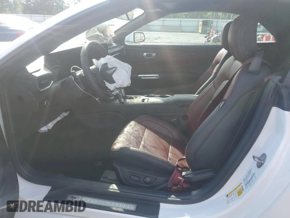 2024 Ford Mustang EcoBoost z VIN 1FAGP8UH8R5135709, wystawiony jako Copart lot #57393045 z przebiegiem 1 267 mil mil oraz Szkoda całkowita • Salvage title. Historia ofert i sprzedaży dostępna na DreamBid. Obrazek 7.