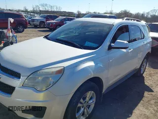 2014 Chevrolet Equinox LT z VIN 1GNALBEKXEZ108640, wystawiony jako IAAI lot #41043768 z przebiegiem 209 450 mil mil oraz . Historia ofert i sprzedaży dostępna na DreamBid. Obrazek 2.