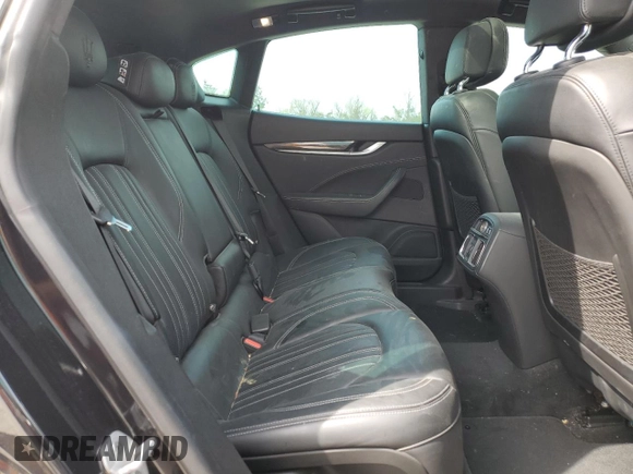 2017 Maserati Levante S with VIN ZN661YUS4HX225959, listed as a Copart auction lot 44371894 with 68,605 mi miles. Bid and sale history available at carsss.com. Image 10.