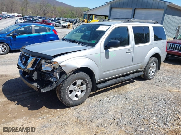2011 Nissan Pathfinder SV with VIN 5N1AR1NN1BC626741, listed as a IAAI auction lot 41957479 with 204,128 mi miles. Bid and sale history available at carsss.com. Image 23.