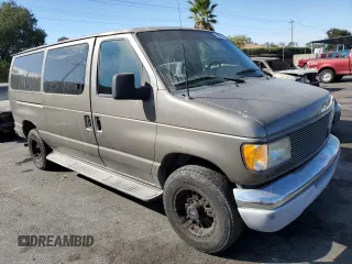 2003 Ford Econoline Passenger XL с VIN 1FBNE31L63HA37971, выставлен на аукционе Copart как лот 78620684 с пробегом 108 997 миль миль и Списание • Salvage title. История ставок и продаж доступна на DreamBid. Изображение 4.