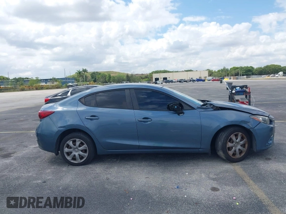 2015 Mazda 3 i Sport z VIN 3MZBM1U70FM168296, wystawiony jako IAAI lot #42175840 z przebiegiem 185 519 mil mil oraz . Historia ofert i sprzedaży dostępna na DreamBid. Obrazek 13.