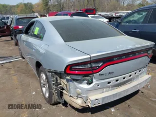 2019 Dodge Charger SXT with VIN 2C3CDXBG0KH572645, listed as a IAAI auction lot 41911868 with 119,024 mi miles. Bid and sale history available at carsss.com. Image 3.
