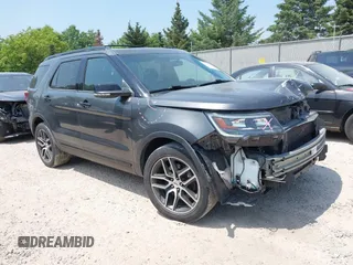 2017 Ford Explorer Sport с VIN 1FM5K8GT3HGB53095, выставлен на аукционе IAAI как лот 42427164 с пробегом 120 362 миль миль и . История ставок и продаж доступна на DreamBid. Изображение 1.