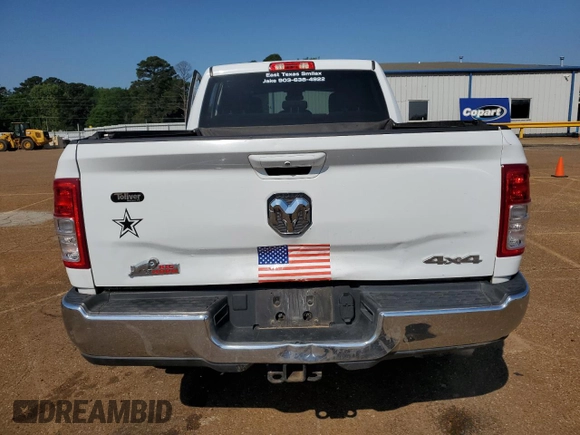2021 Ram 2500 Big Horn z VIN 3C6UR5DL2MG627980, wystawiony jako Copart lot #51838145 z przebiegiem 130 024 mil mil oraz Szkoda całkowita • Salvage title. Historia ofert i sprzedaży dostępna na DreamBid. Obrazek 6.