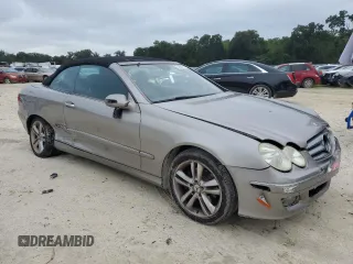 2006 Mercedes-Benz CLK 350 with VIN WDBTK56G26T065897, listed as a Copart auction lot 71630714 with 123,457 mi miles and Salvage Title. Bid and sale history available at carsss.com. Image 4.