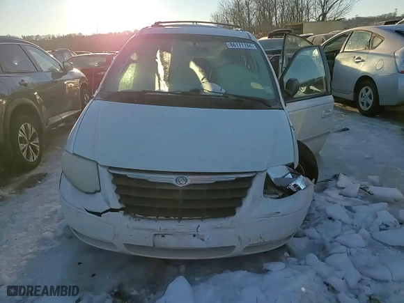 2007 Chrysler Town & Country LWB Touring with VIN 2A4GP54L57R160056, listed as a Copart auction lot 86171784 with 155,174 mi miles and Salvage Title. Bid and sale history available at carsss.com. Image 12.
