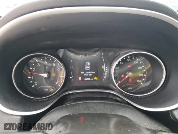 2019 Jeep Compass Latitude z VIN 3C4NJDBB5KT596835, wystawiony jako Copart lot #58706825 z przebiegiem 169 320 mil mil oraz Szkoda całkowita • Salvage title. Historia ofert i sprzedaży dostępna na DreamBid. Obrazek 9.