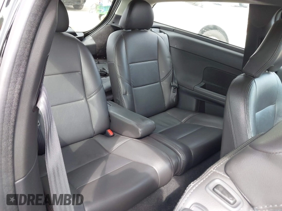 2013 Volvo C30 T5 with VIN YV1672MK4D2308774, listed as a IAAI auction lot 42005076 with 91,921 mi miles and . Bid and sale history available at DreamBid. Image 8.