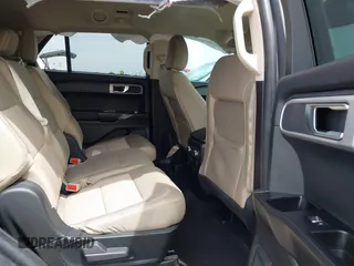 2022 Ford Explorer с VIN 1FMSK8BHXNGC20082, выставлен на аукционе IAAI как лот 42386663 с пробегом 10 807 миль миль и . История ставок и продаж доступна на DreamBid. Изображение 8.