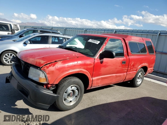 2000 GMC Sonoma SL z VIN 1GTCS145XYK251238, wystawiony jako Copart lot #77899534 z przebiegiem 61 827 mil mil oraz Szkody całkowita. Historia ofert i sprzedaży dostępna na DreamBid. Obrazek 1.