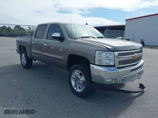 2012 Chevrolet Silverado 1500 LT with VIN 3GCPCSE08CG279515, listed as a IAAI auction lot 41714824 with 150,471 mi miles. Bid and sale history available at carsss.com. Image 1.