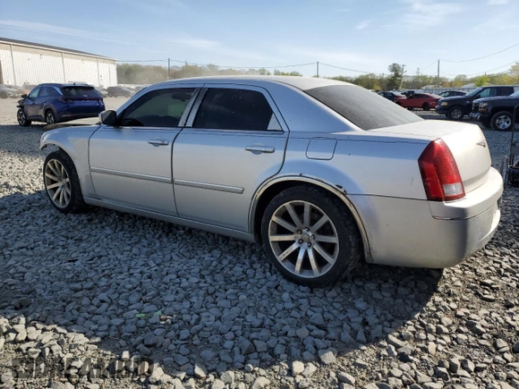 2006 Chrysler 300 Touring with VIN 2C3KA53G76H434890, listed as a Copart auction lot 54378785 with 226,588 mi miles and Salvage Title. Bid and sale history available at DreamBid. Image 3.