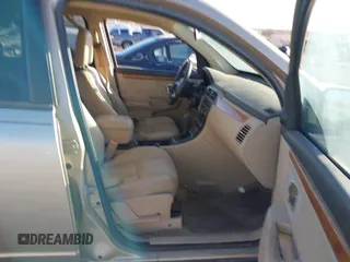 2007 Suzuki XL7 Luxury with VIN 2S3DB417376123437, listed as a IAAI auction lot 41604543 with 192,217 mi miles and . Bid and sale history available at DreamBid. Image 5.