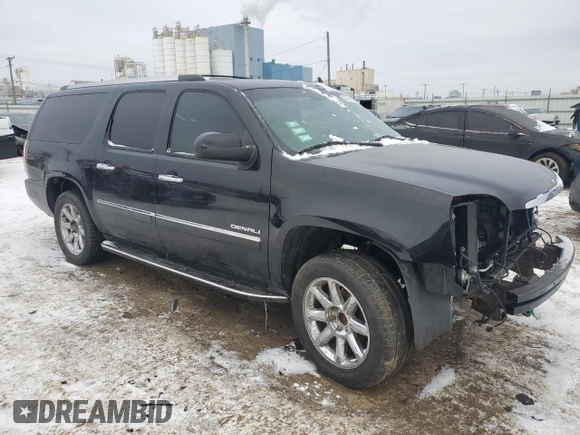 2010 GMC Yukon XL z VIN 1GKUCMEF0AR249218, wystawiony jako Copart lot #88347805 z przebiegiem Nie podano mil oraz Szkoda całkowita • Salvage title. Historia ofert i sprzedaży dostępna na DreamBid. Obrazek 4.