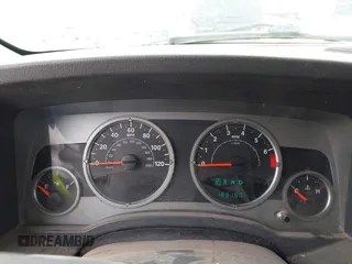 2007 Jeep Patriot Limited z VIN 1J8FF48W37D308705, wystawiony jako IAAI lot #41698313 z przebiegiem 189 167 mil mil oraz . Historia ofert i sprzedaży dostępna na DreamBid. Obrazek 7.