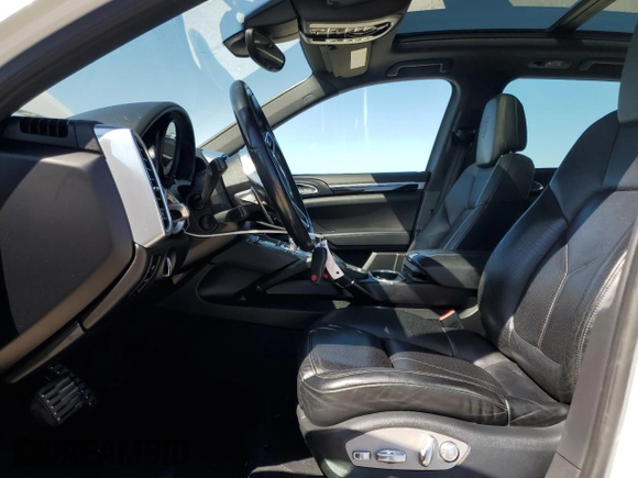 2017 Porsche Cayenne S E-Hybrid with VIN WP1AE2A28HLA68265, listed as a Copart auction lot 48814205 with 132,996 mi miles and Clean title. Bid and sale history available at DreamBid. Image 7.