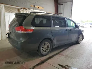 2012 Toyota Sienna XLE AAS с VIN 5TDYK3DCXCS202381, выставлен на аукционе Copart как лот 59002895 с пробегом 272 415 миль миль и Списание • Salvage title. История ставок и продаж доступна на DreamBid. Изображение 3.