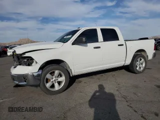 2022 Ram 1500 Tradesman z VIN 3C6RR6KG6NG172733, wystawiony jako Copart lot #76056744 z przebiegiem 53 094 mil mil oraz Szkoda całkowita • Salvage title. Historia ofert i sprzedaży dostępna na DreamBid. Obrazek 1.