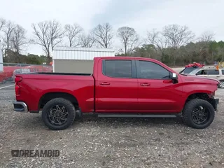 2019 Chevrolet Silverado 1500 LT with VIN 3GCUYDED7KG127193, listed as a IAAI auction lot 41553711 with 102,841 mi miles. Bid and sale history available at carsss.com. Image 13.