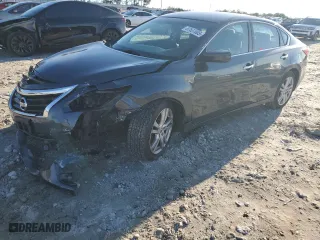 2013 Nissan Altima 3.5 SL with VIN 1N4BL3AP6DC140738, listed as a Copart auction lot 87837005 with 122,247 mi miles and Salvage Title. Bid and sale history available at carsss.com. Image 1.