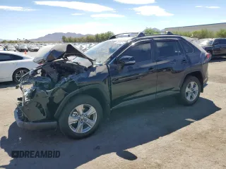 2024 Toyota RAV4 XLE with VIN 2T3P1RFV7RC462309, listed as a Copart auction lot 68385314 with 1,935 mi miles and Salvage Title. Bid and sale history available at carsss.com. Image 1.