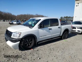 2013 Nissan Titan PRO-4X with VIN 1N6AA0EC0DN301779, listed as a Copart auction lot 47517355 with 201,469 mi miles and Clean Title. Bid and sale history available at carsss.com. Image 1.