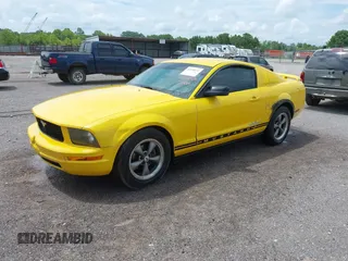 2005 Ford Mustang Deluxe с VIN 1ZVFT80N955161885, выставлен на аукционе IAAI как лот 42520931 с пробегом 240 753 миль миль и . История ставок и продаж доступна на DreamBid. Изображение 2.