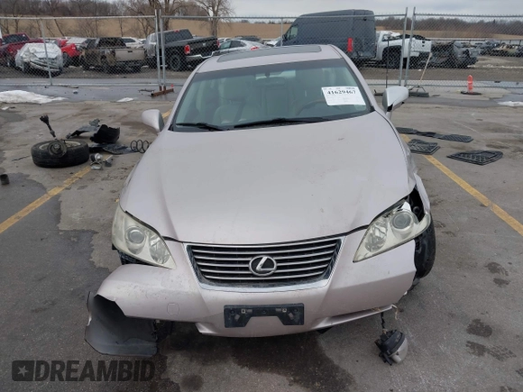 2007 Lexus ES 350 with VIN JTHBJ46G272110174, listed as a IAAI auction lot 41629467 with 105,232 mi miles. Bid and sale history available at carsss.com. Image 12.