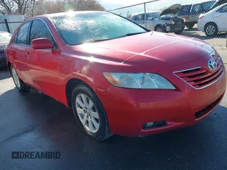 2009 Toyota Camry LE z VIN 4T1BK46K79U083690, wystawiony jako IAAI lot #41811918 z przebiegiem 174 220 mil mil oraz . Historia ofert i sprzedaży dostępna na DreamBid. Obrazek 1.