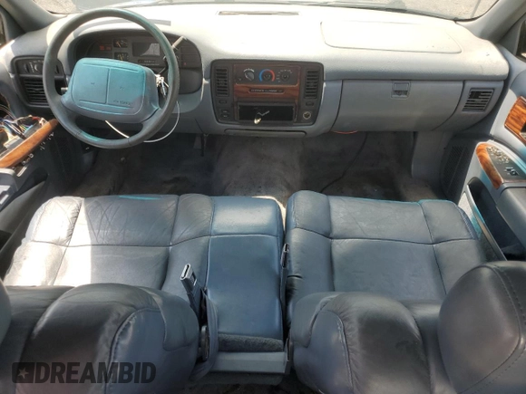 1995 Chevrolet Caprice with VIN 1G1BL52P8SR191830, listed as a Copart auction lot 64043925 with 154,320 mi miles and Clean title. Bid and sale history available at DreamBid. Image 8.