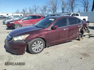 2011 Honda Accord EX-L z VIN 1HGCP3F80BA012686, wystawiony jako Copart lot #46676035 z przebiegiem 111 022 mil mil oraz Szkoda całkowita • Salvage title. Historia ofert i sprzedaży dostępna na DreamBid. Obrazek 1.