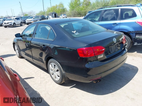 2012 Volkswagen Jetta SE z VIN 3VWDP7AJ2CM351066, wystawiony jako IAAI lot #42091019 z przebiegiem 108 748 mil mil oraz . Historia ofert i sprzedaży dostępna na DreamBid. Obrazek 3.